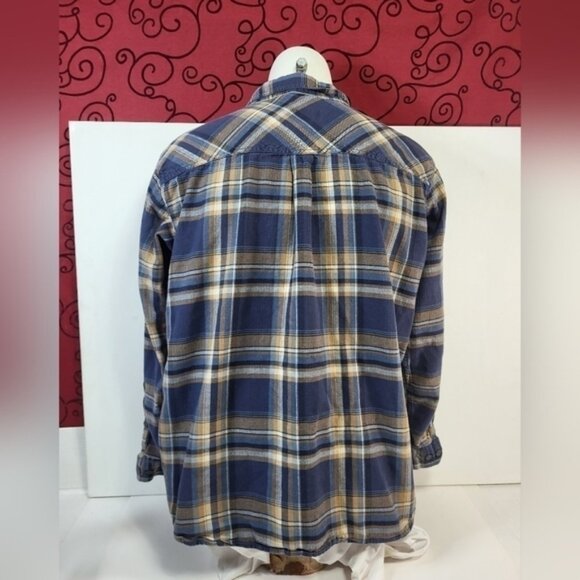 Columbia Plaid Collared Button Up Shirt - Picture 4 of 7